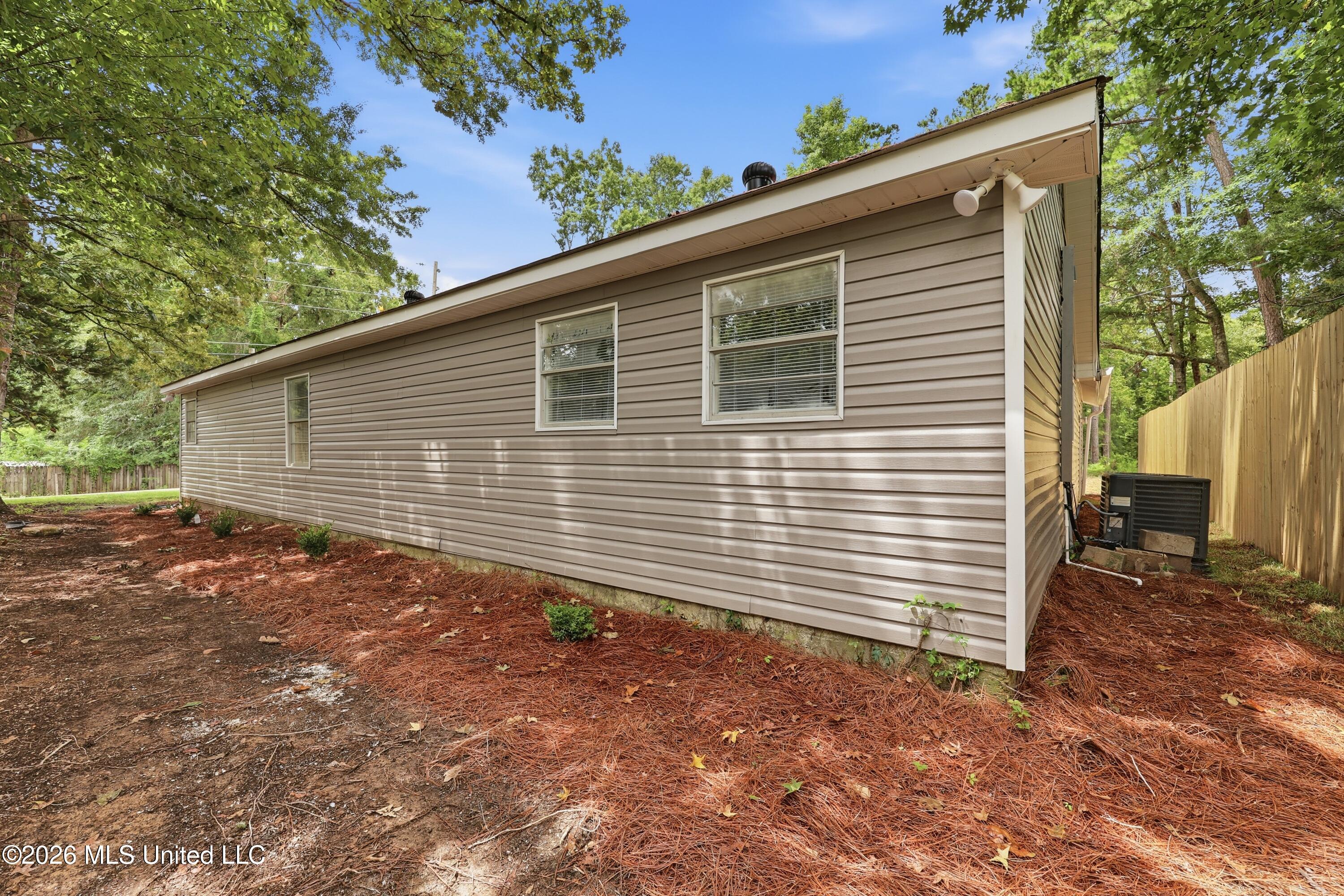 1392 Old Lake Road