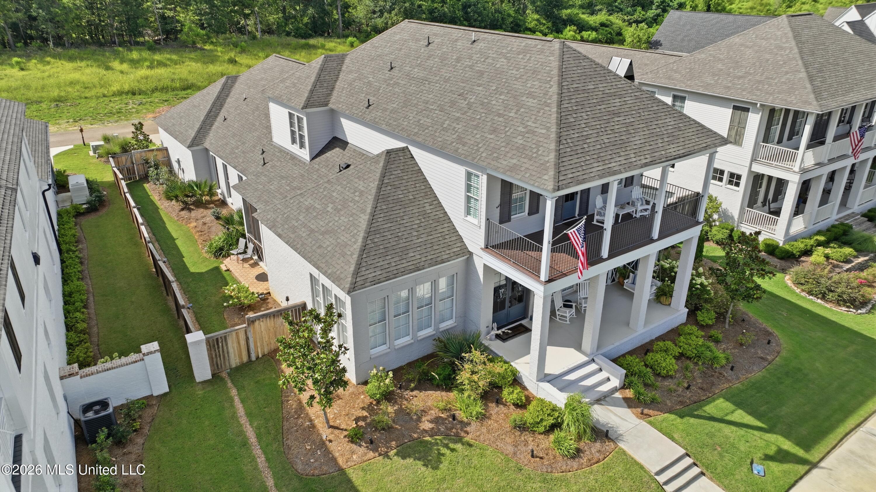 124 N Natchez Drive