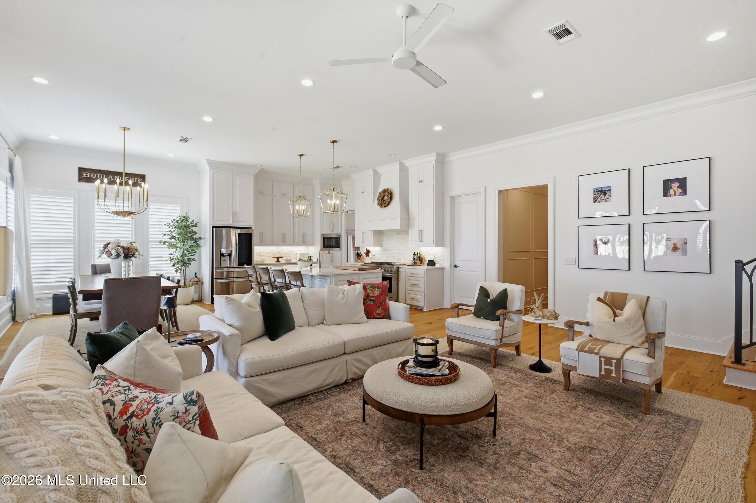 124 N Natchez Drive