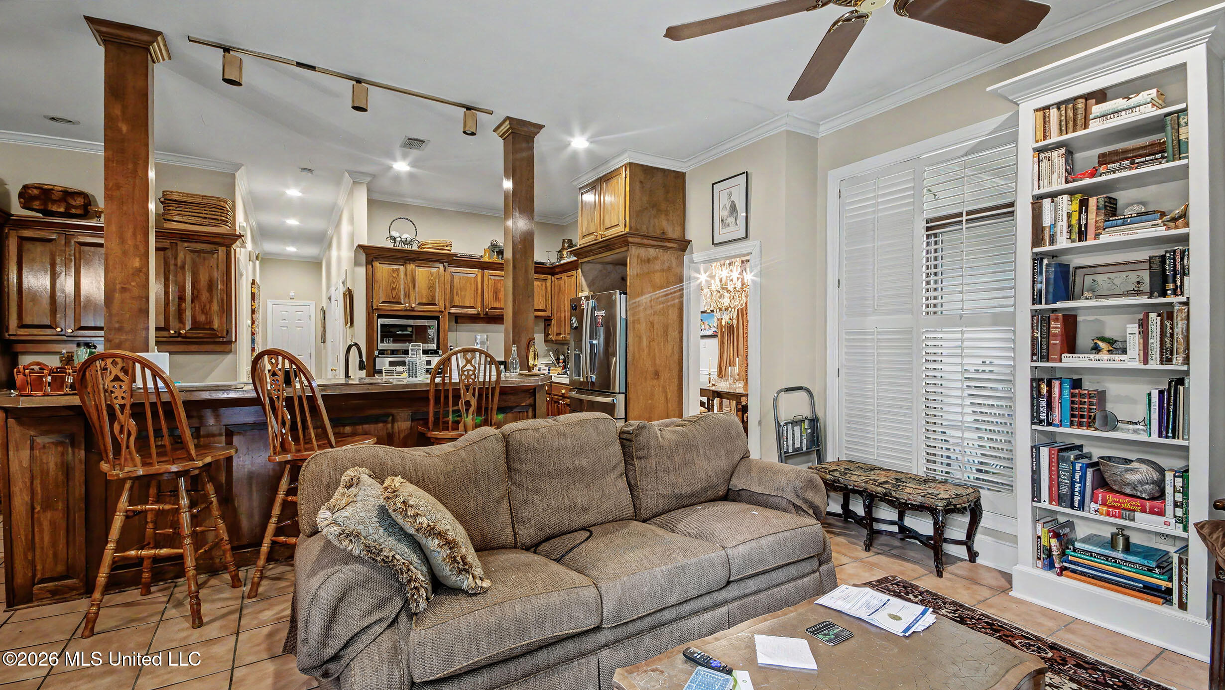 1 Pond Side Drive
