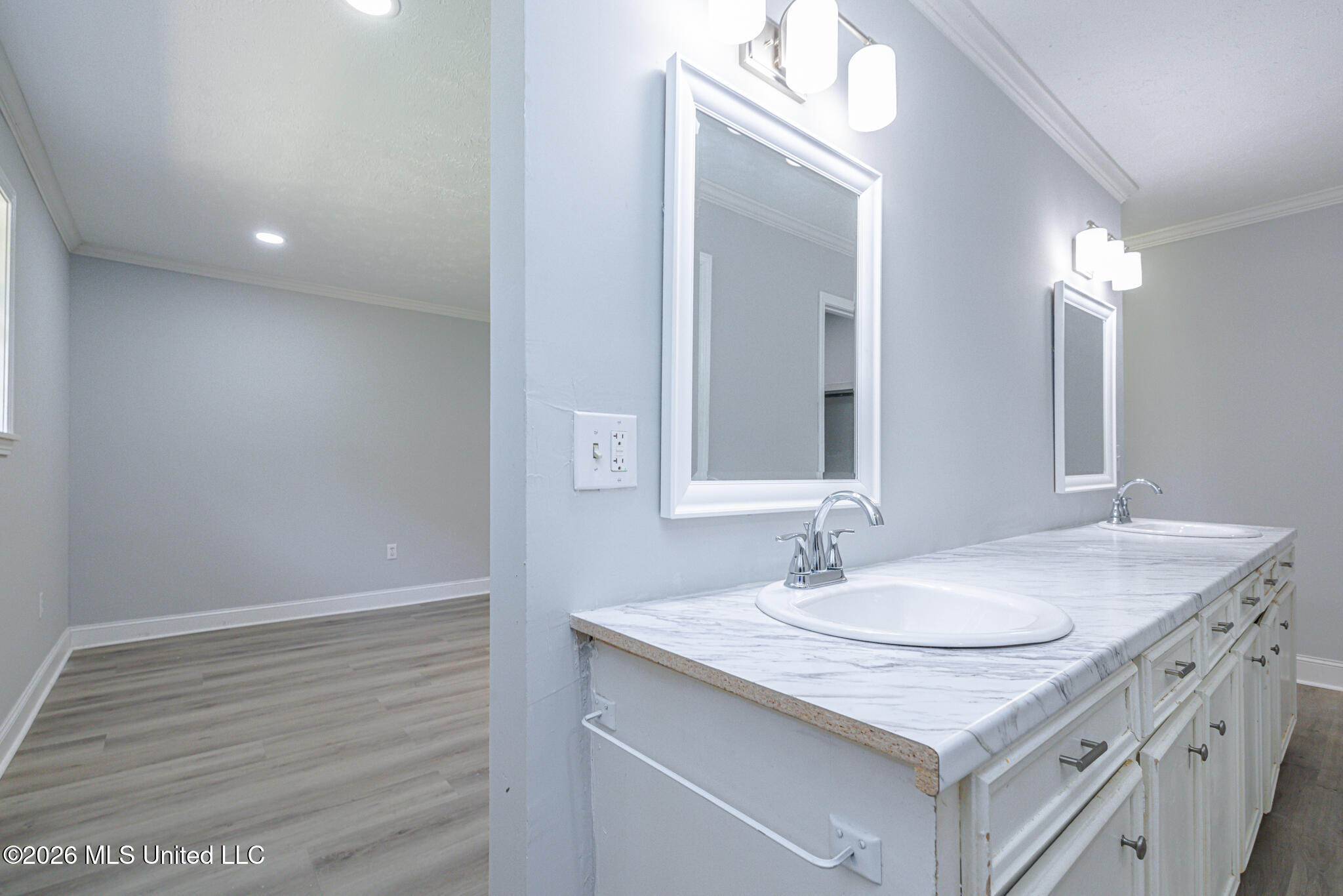 303 Kiowa Drive