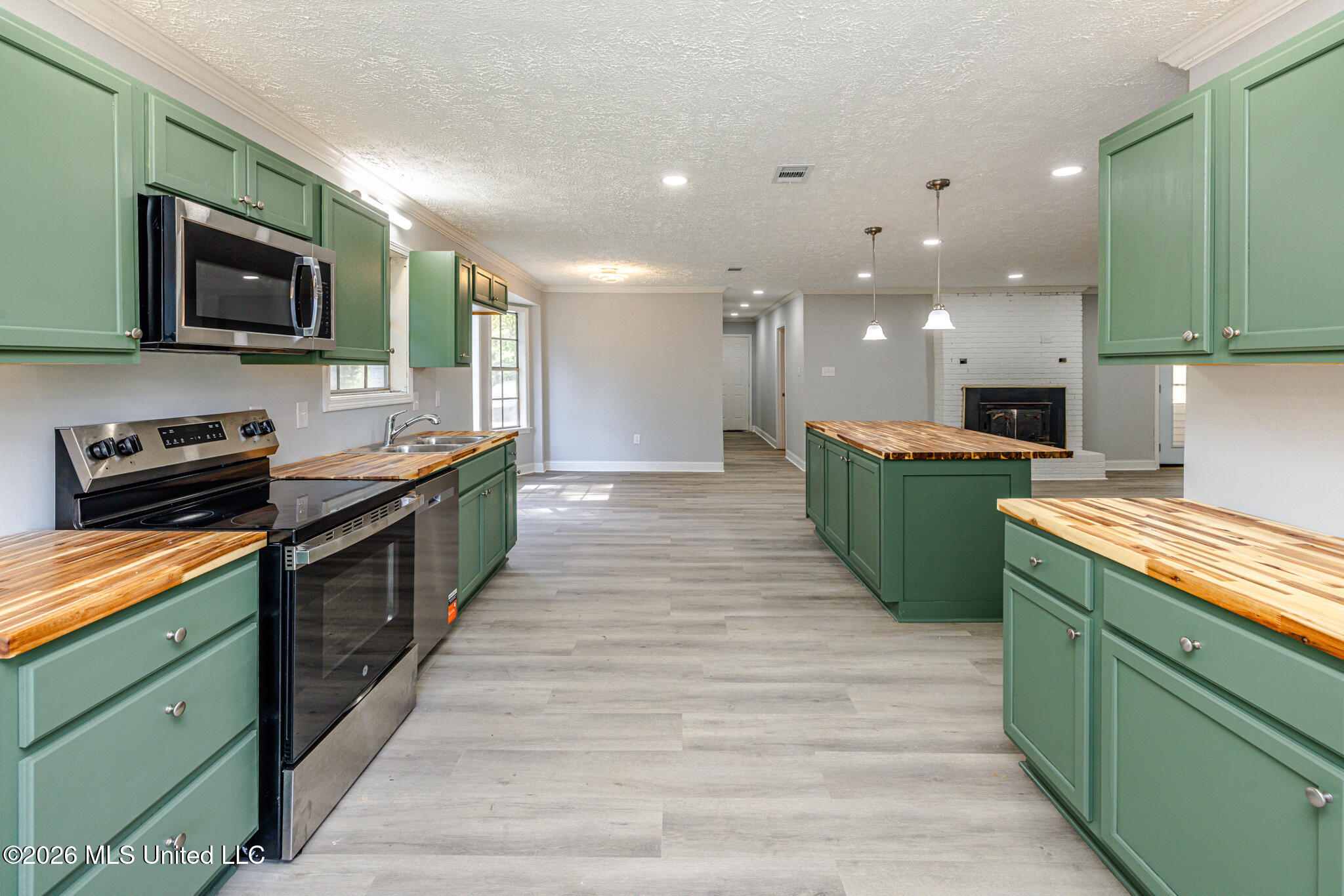 303 Kiowa Drive