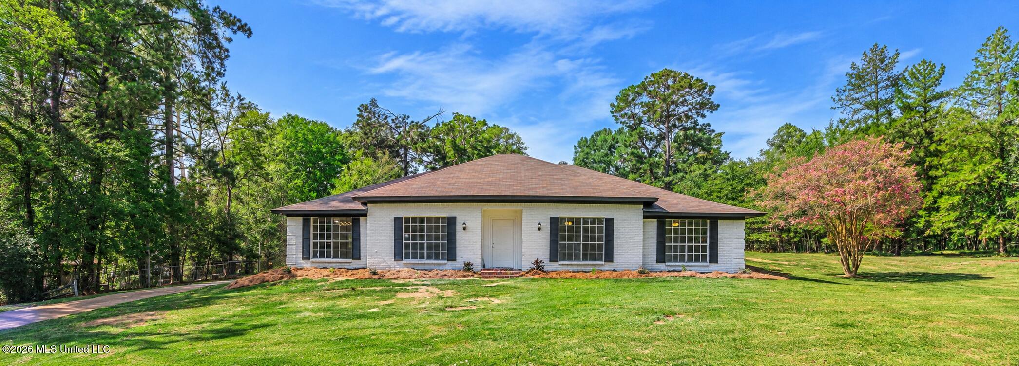 303 Kiowa Drive