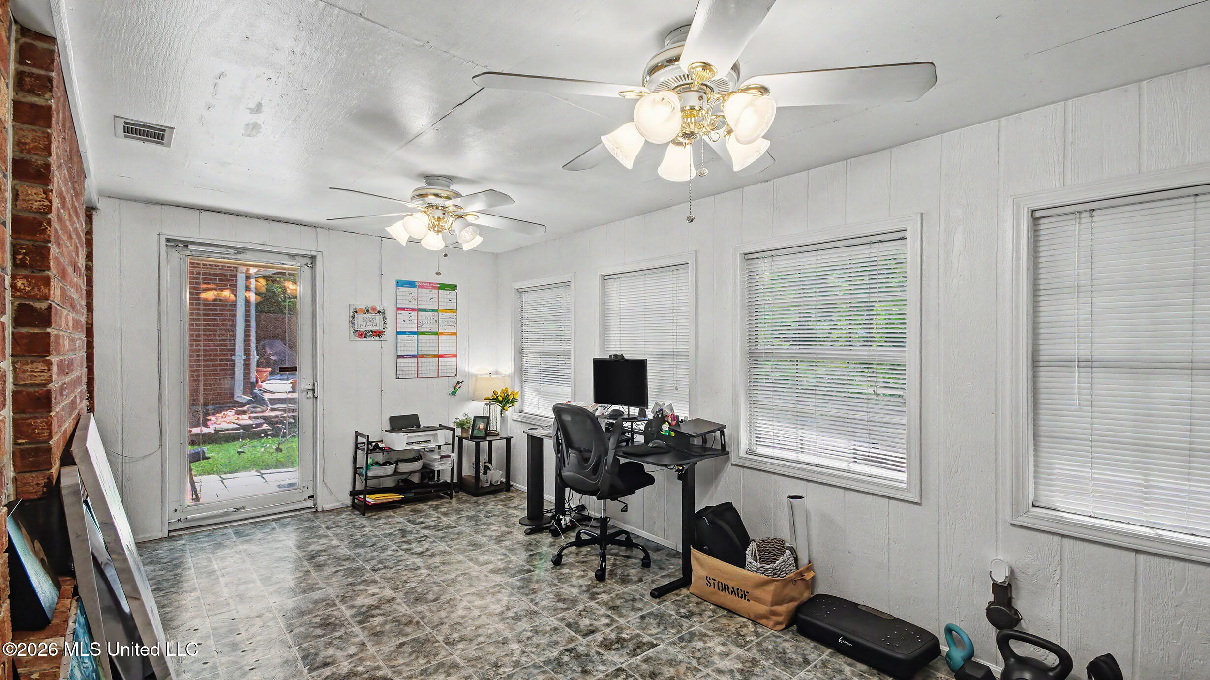 121 Kings Ridge Drive