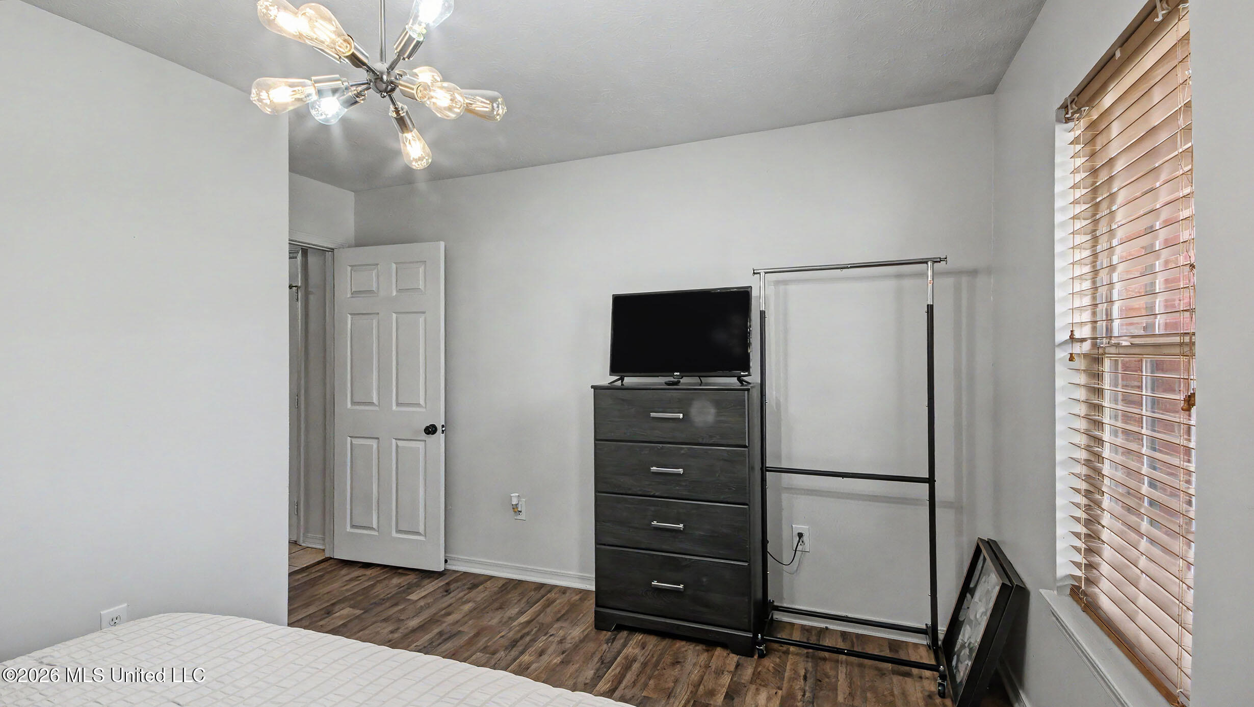 121 Kings Ridge Drive