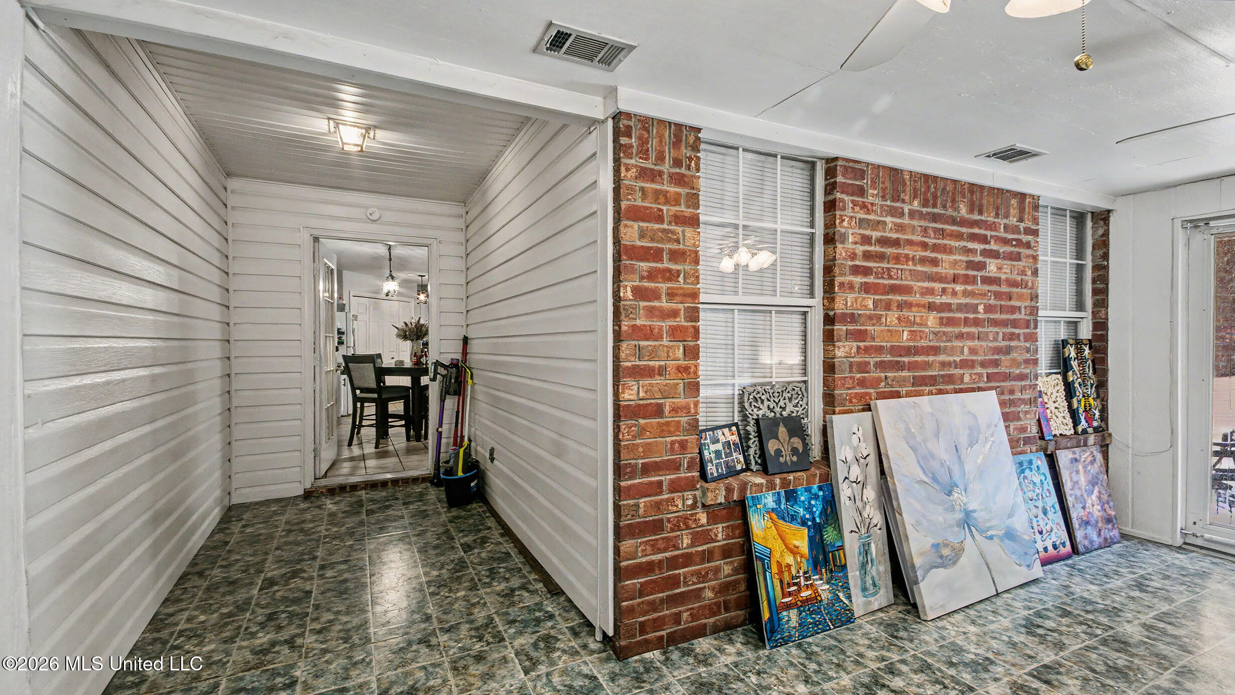 121 Kings Ridge Drive