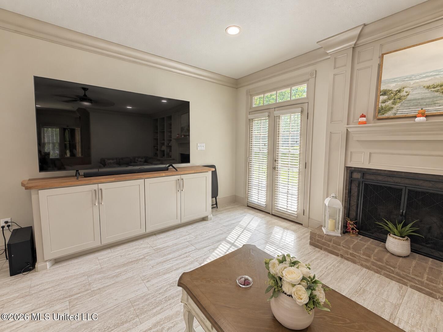 108 Honeysuckle Lane