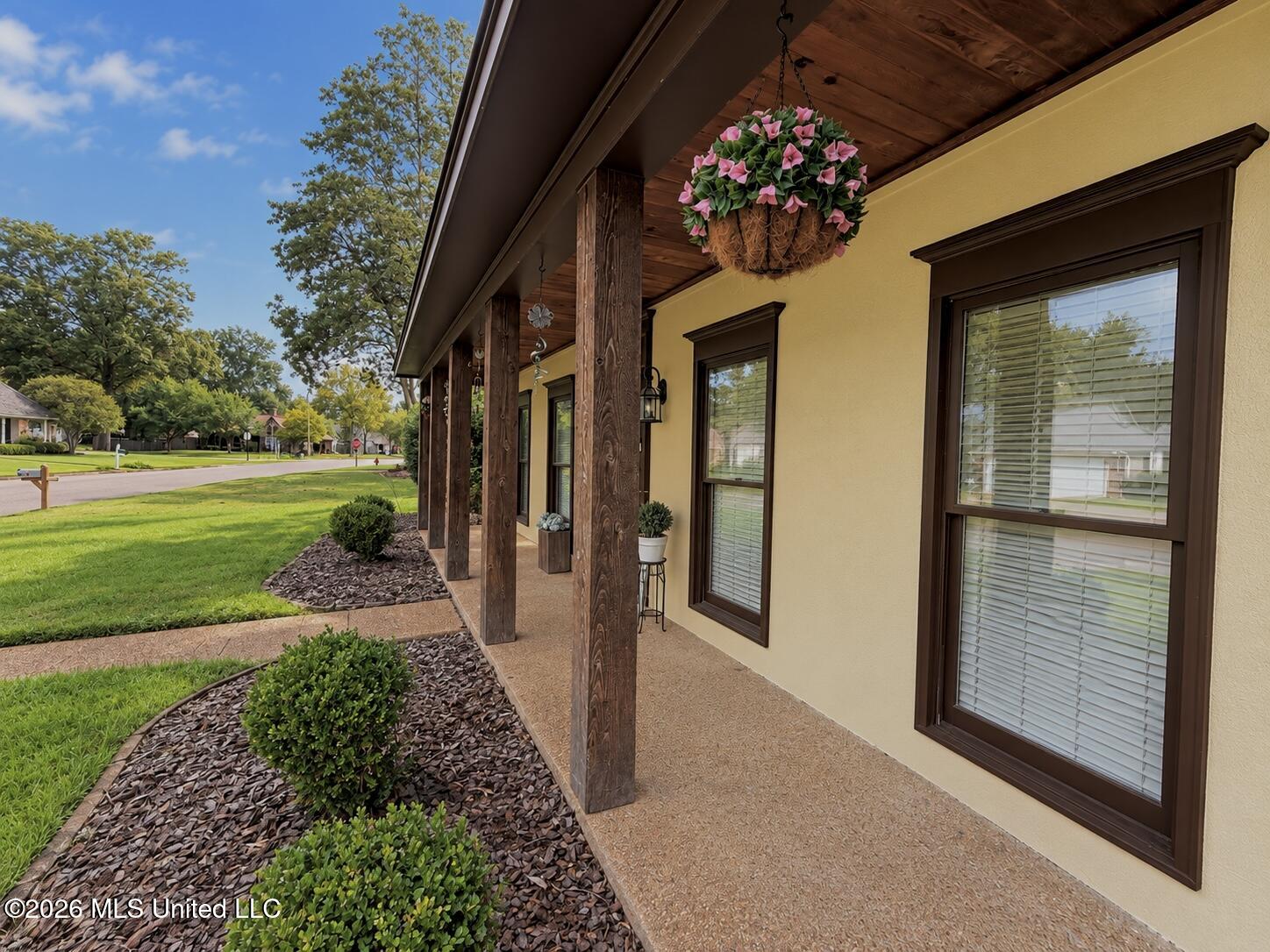 108 Honeysuckle Lane