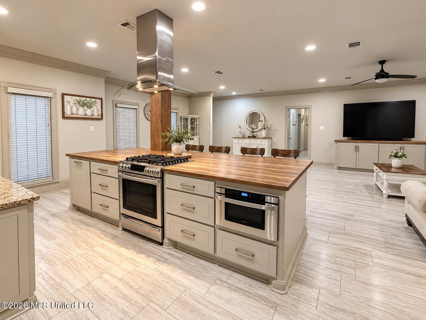 108 Honeysuckle Lane