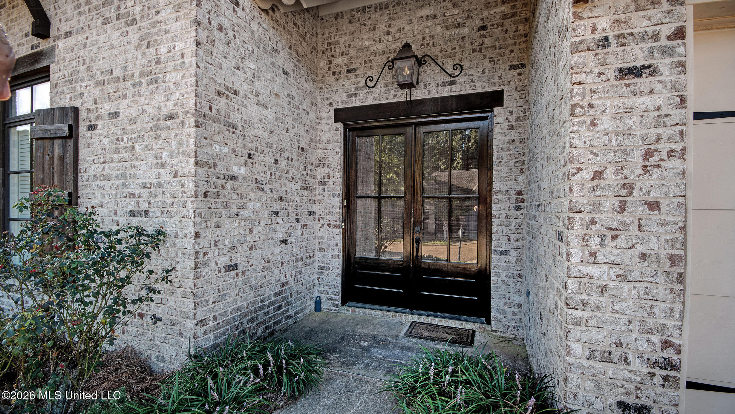 115 Hampton Chase