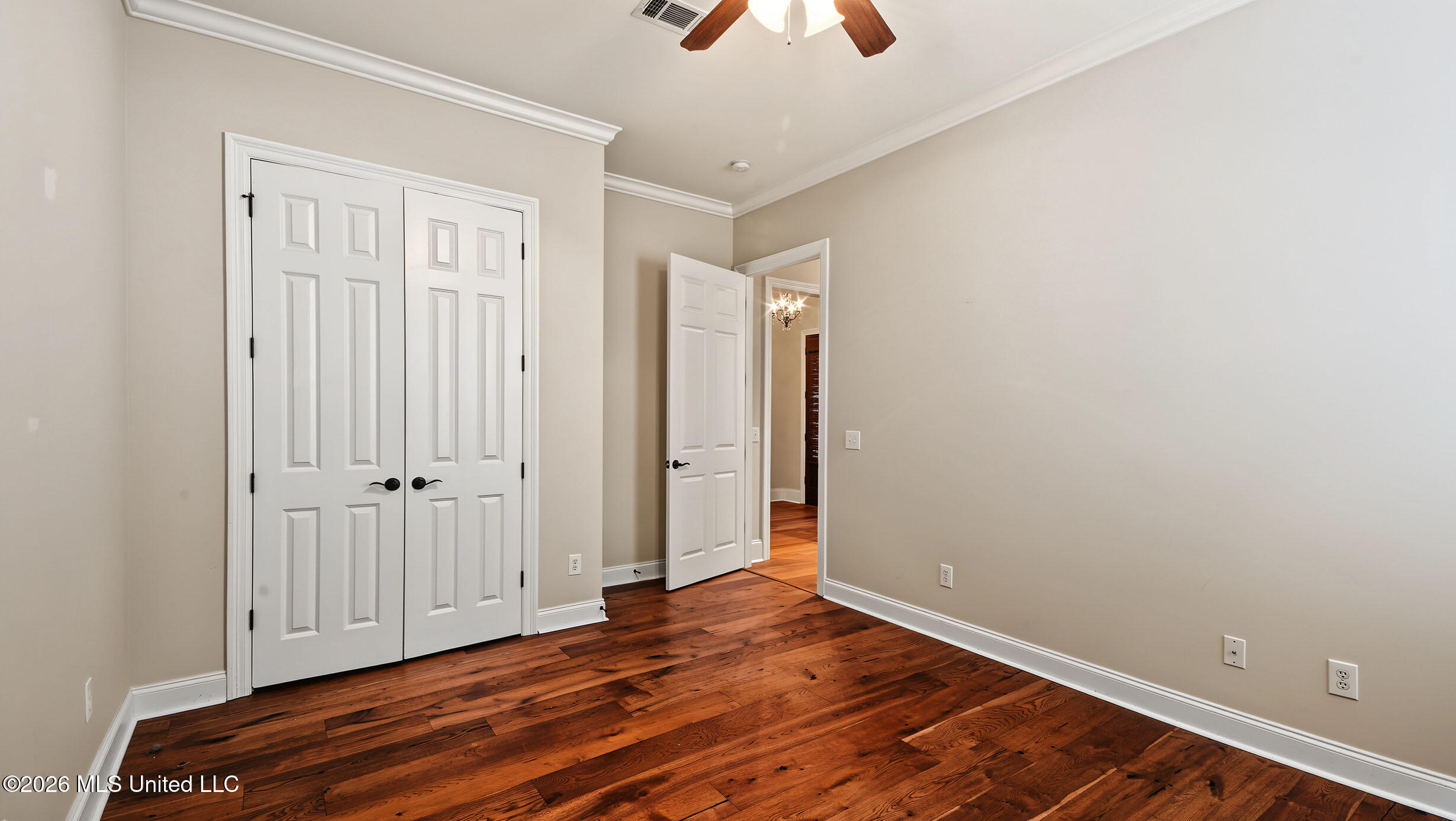 115 Hampton Chase