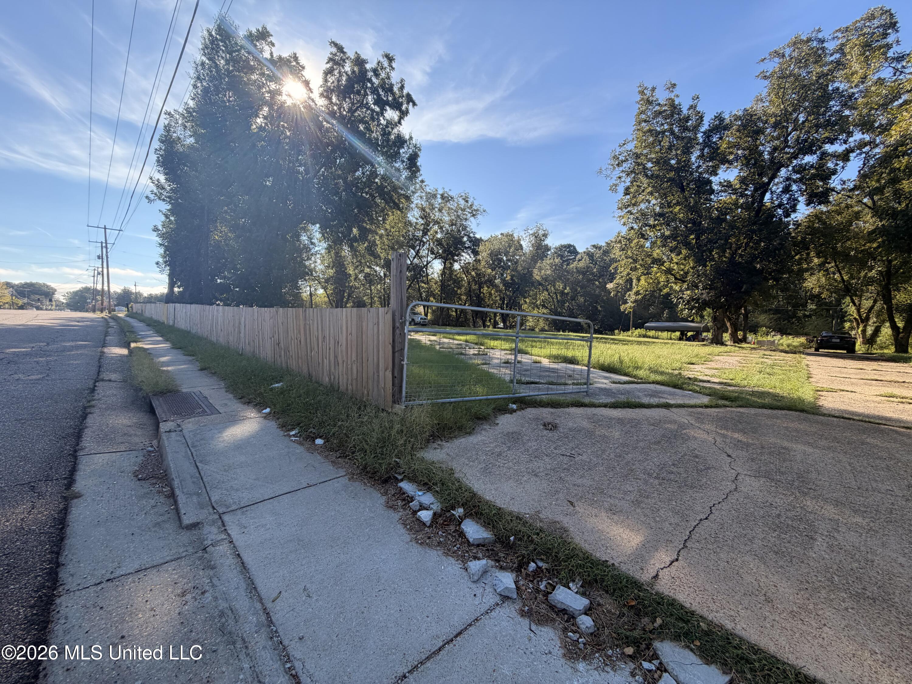 205 Briarwood