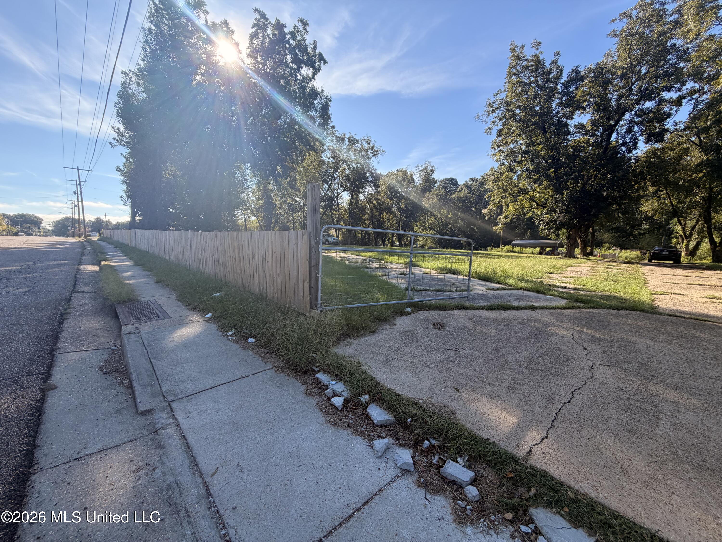 205 Briarwood