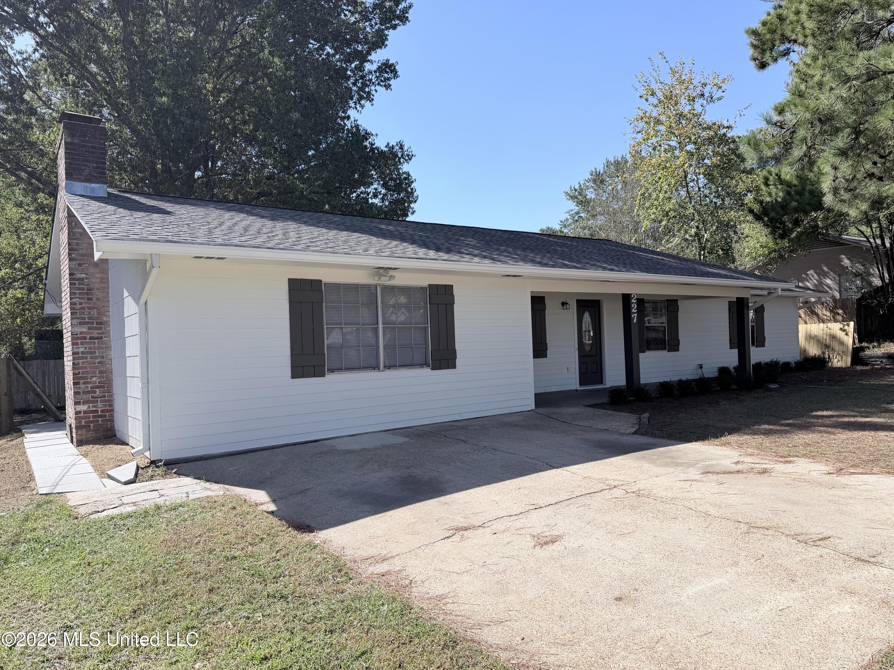 227 E School Street
