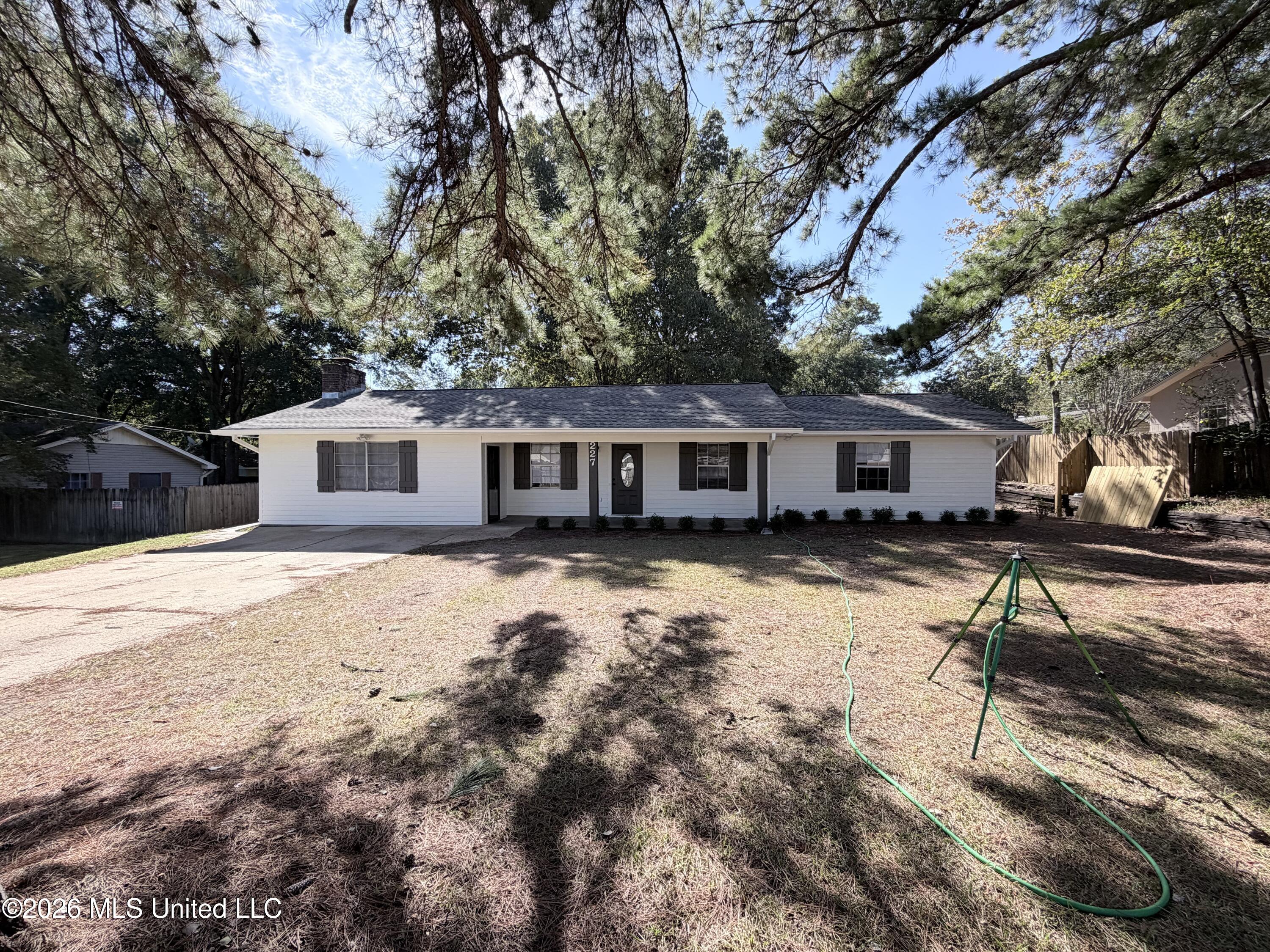 227 E School Street
