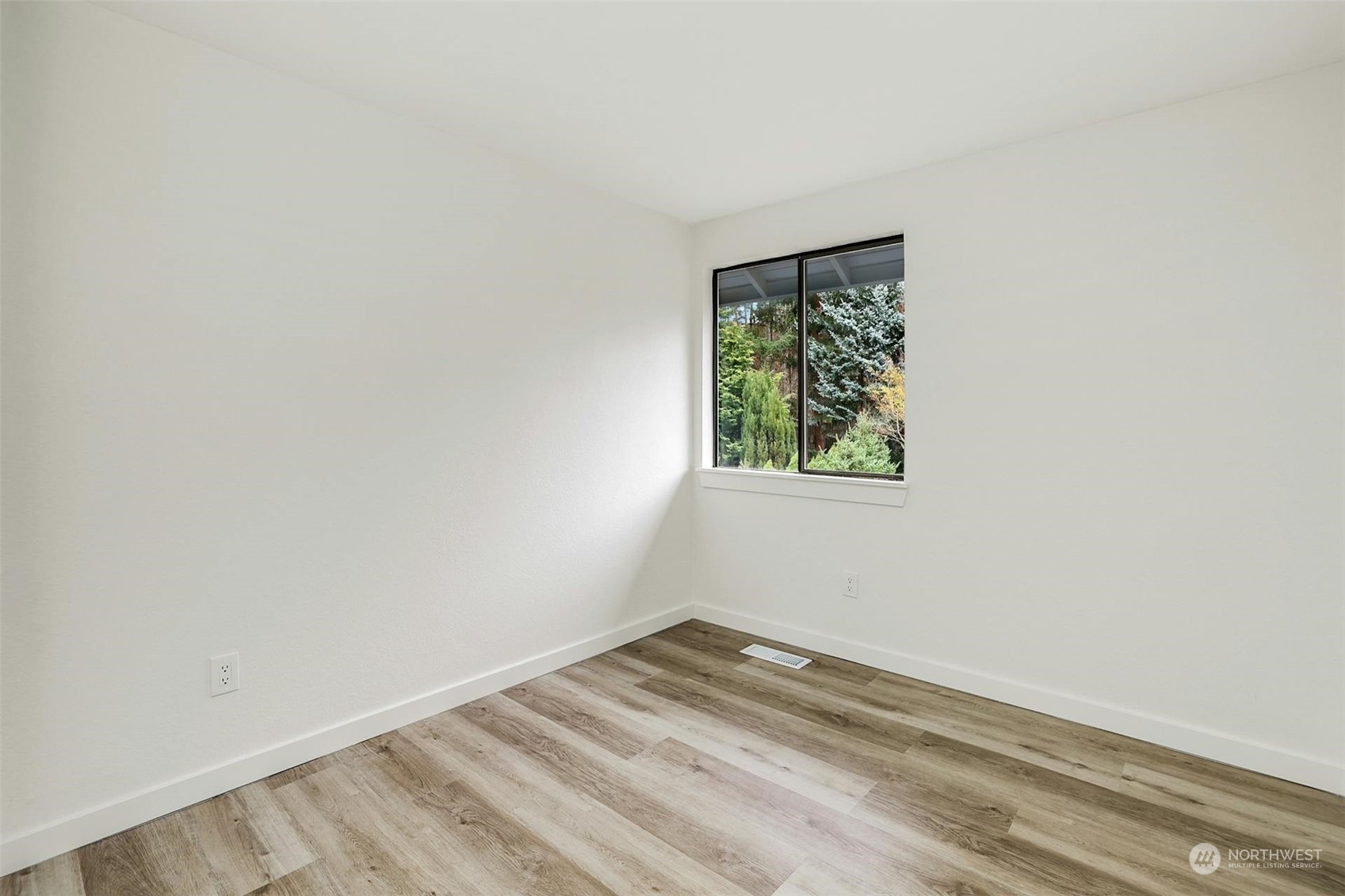 1112 S 23rd Street , -8438