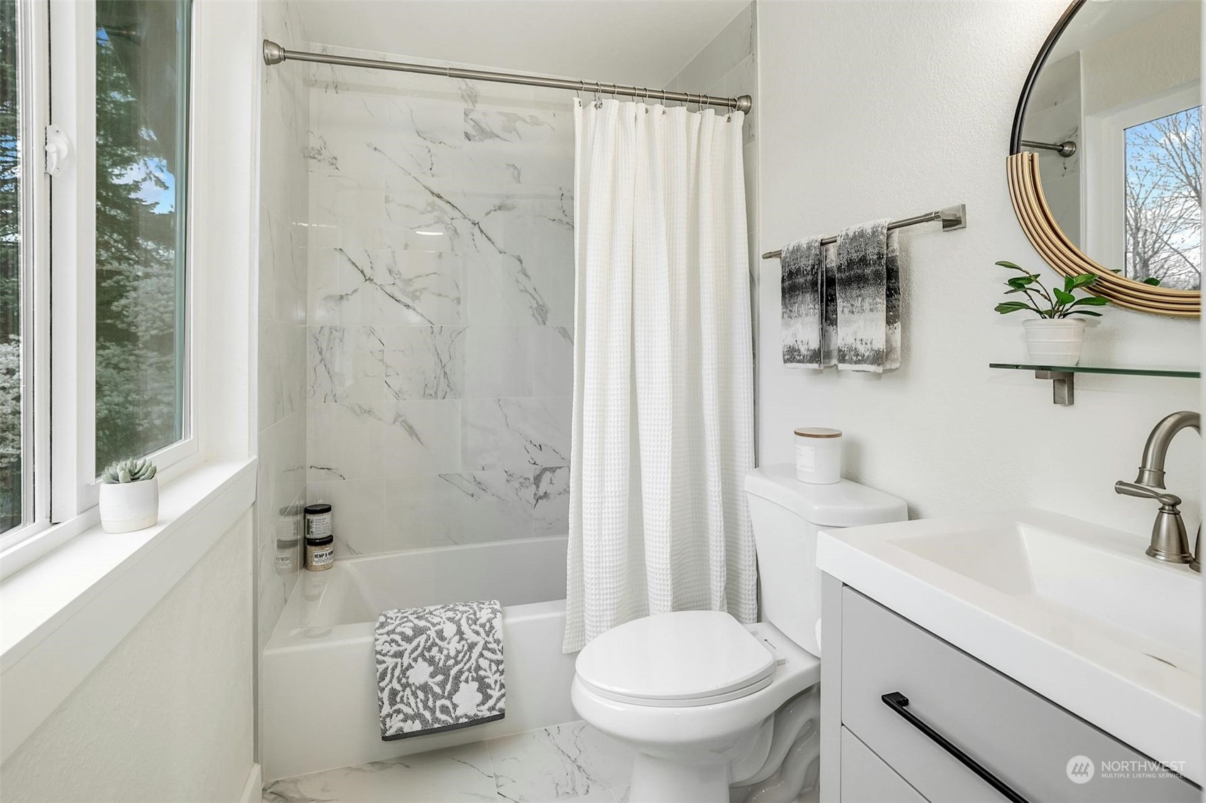 1112 S 23rd Street , -8438