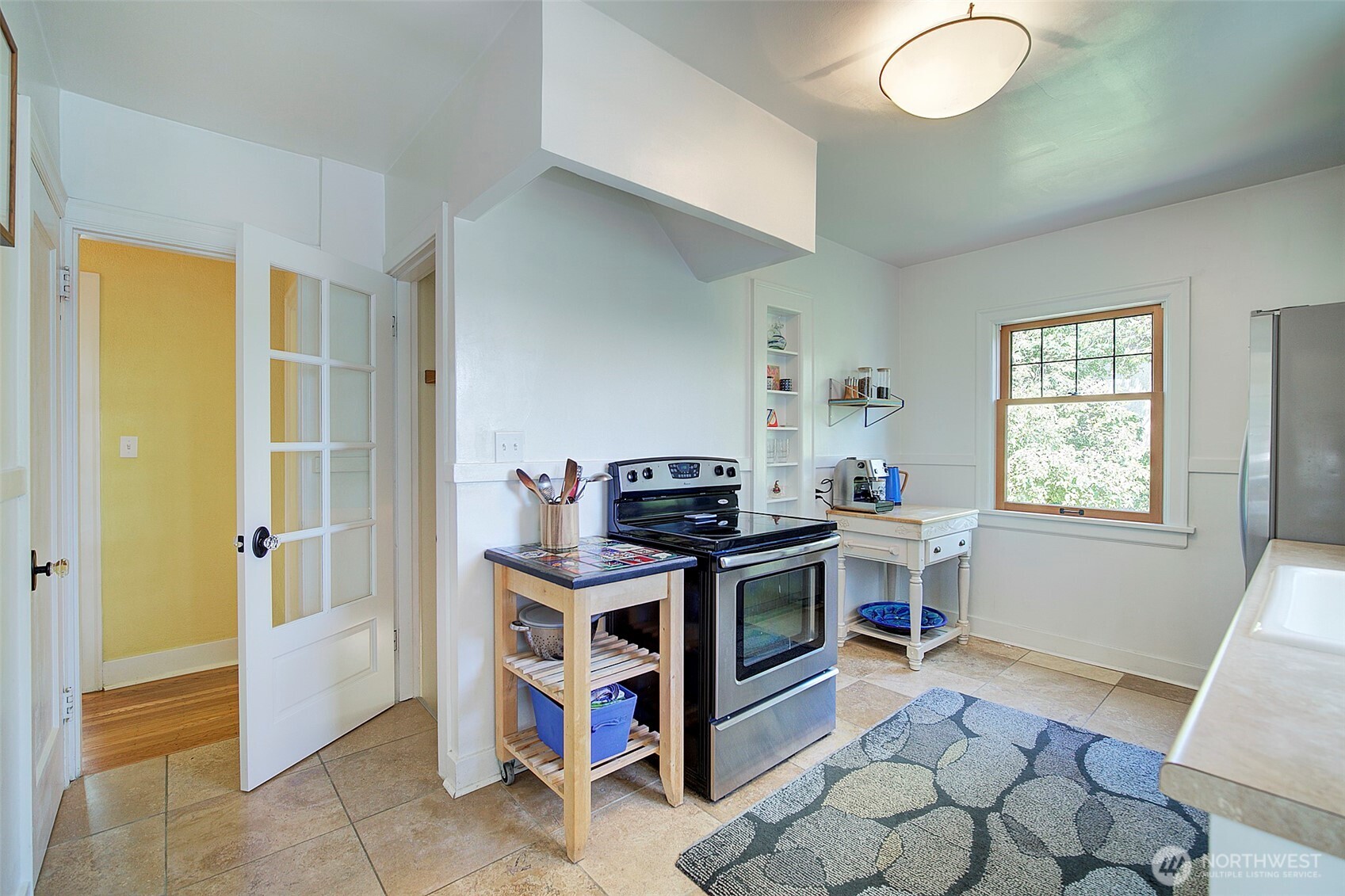 752 N 84th