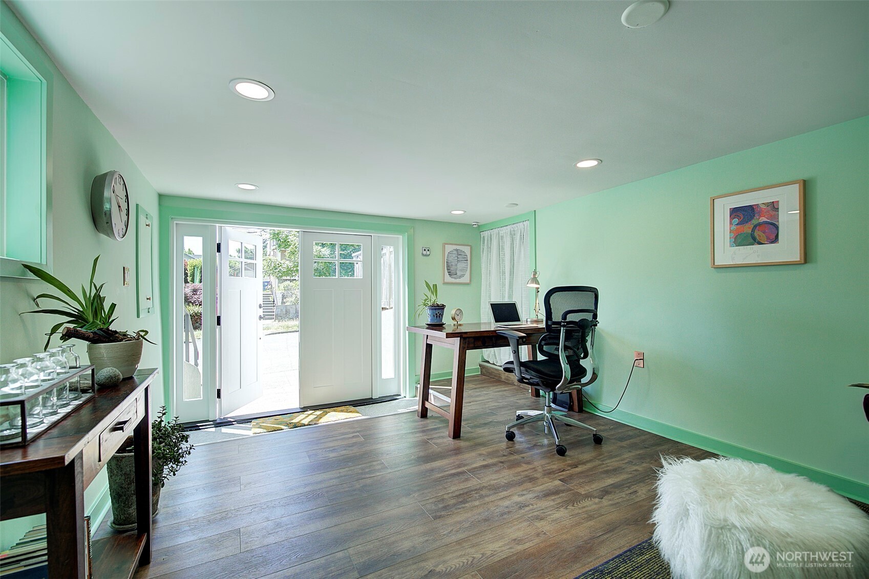 752 N 84th