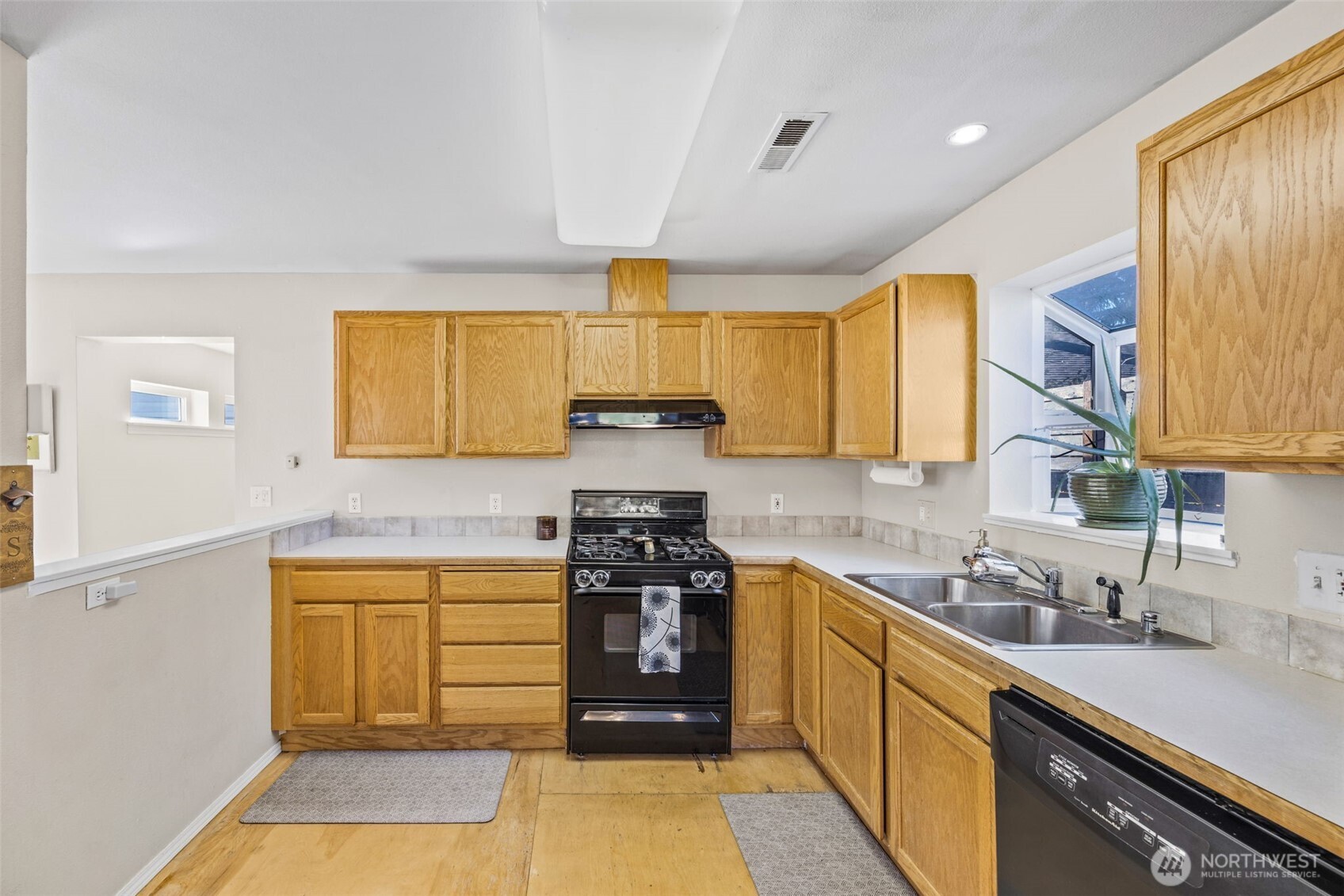 10332 Midvale Avenue N