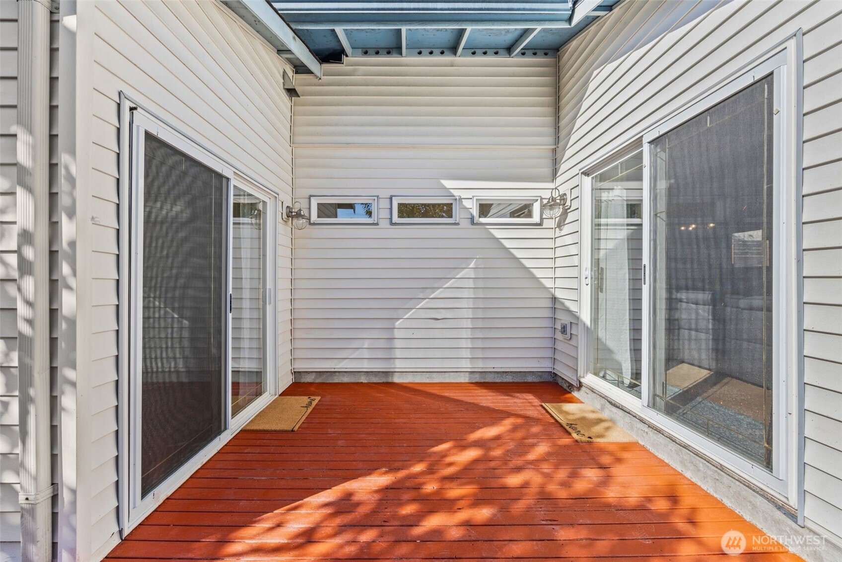 10332 Midvale Avenue N