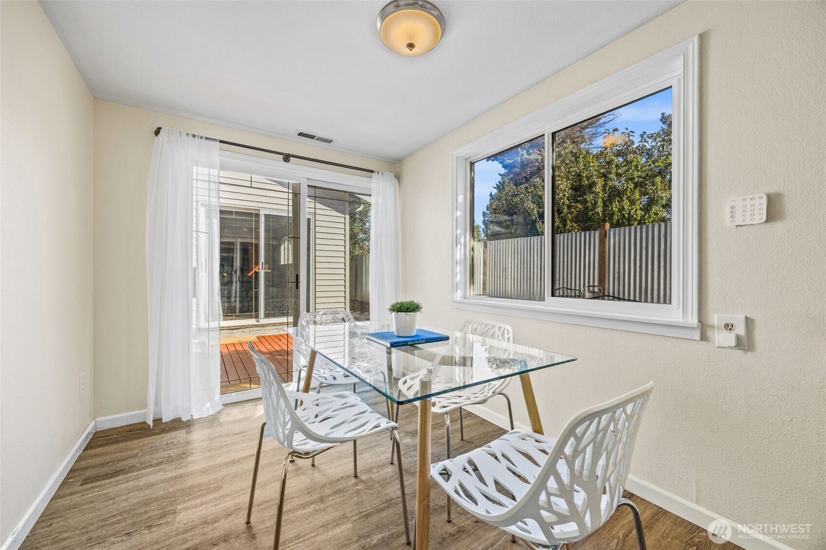 10332 Midvale Avenue N