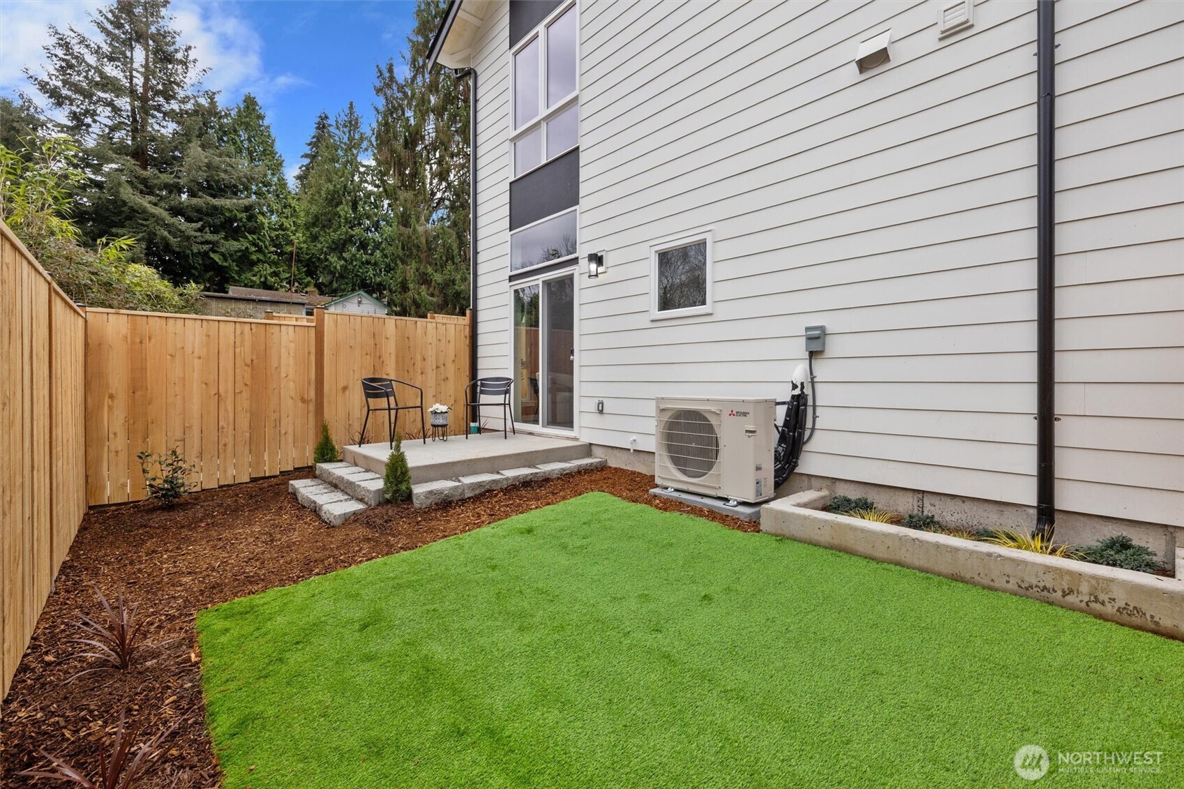 5984 26th Avenue SW Unit: B