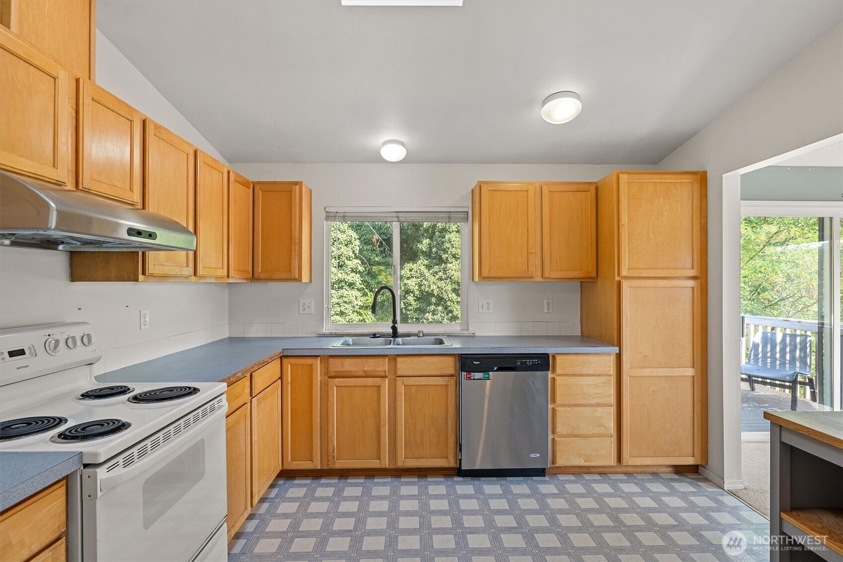 2320 NE 102nd Street