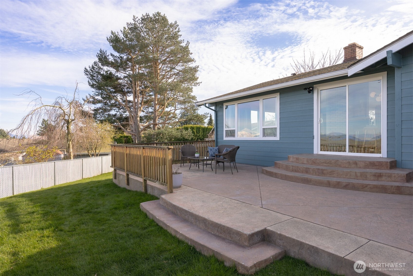 6002 Ridgeview Place