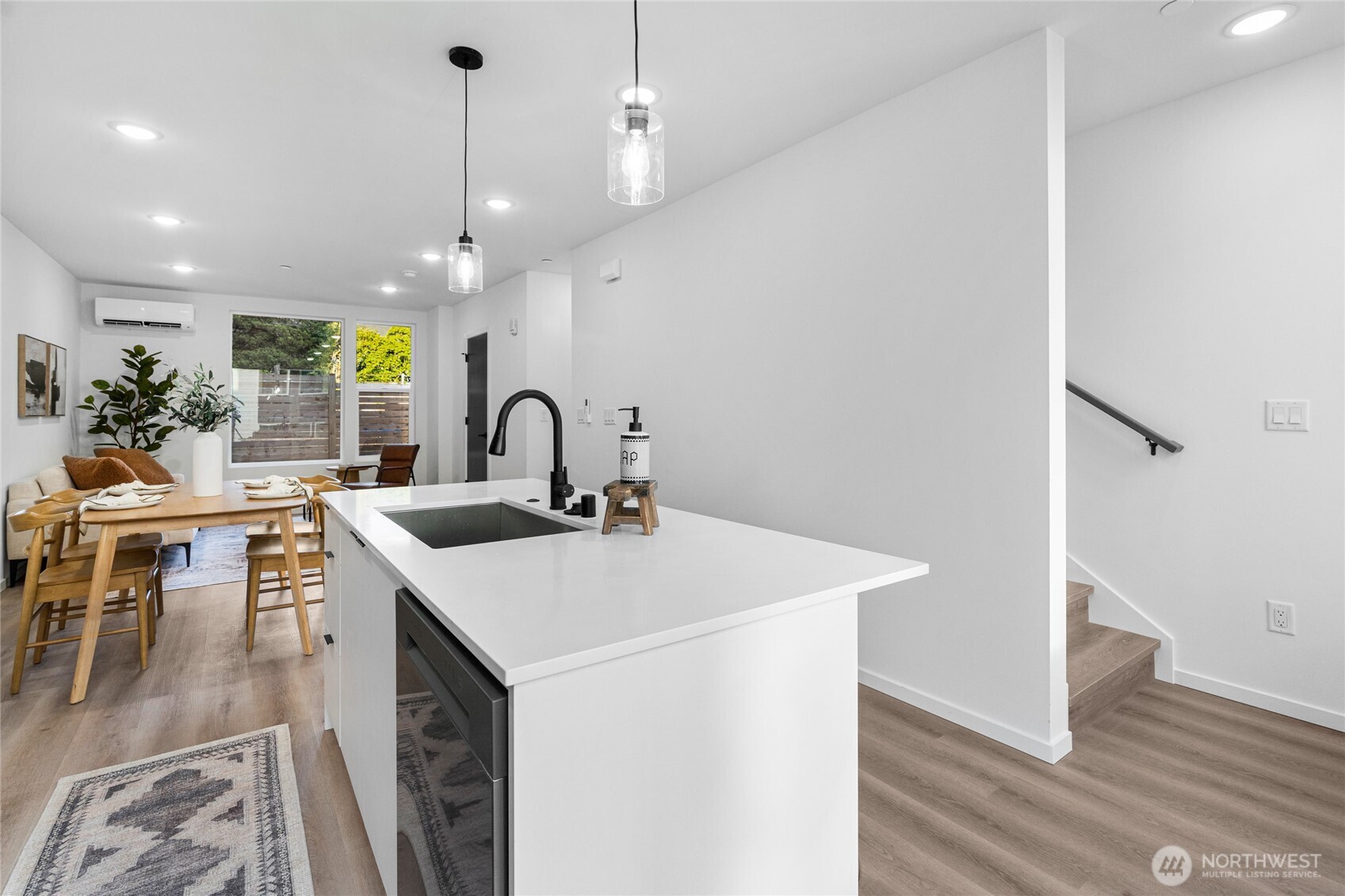 3500 NE 125th Street Unit: C