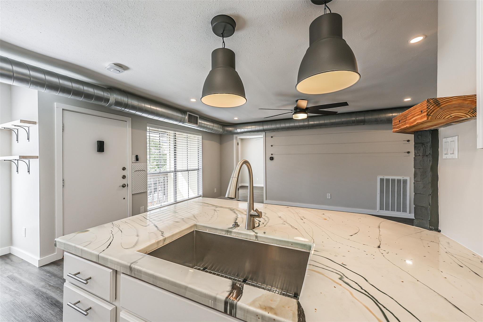 1500 Bay Area Boulevard # 294