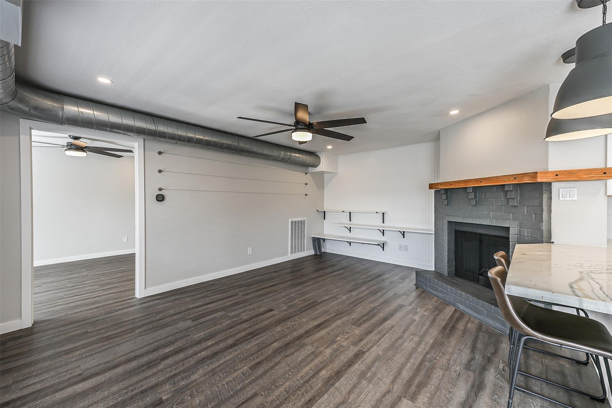 1500 Bay Area Boulevard # 294