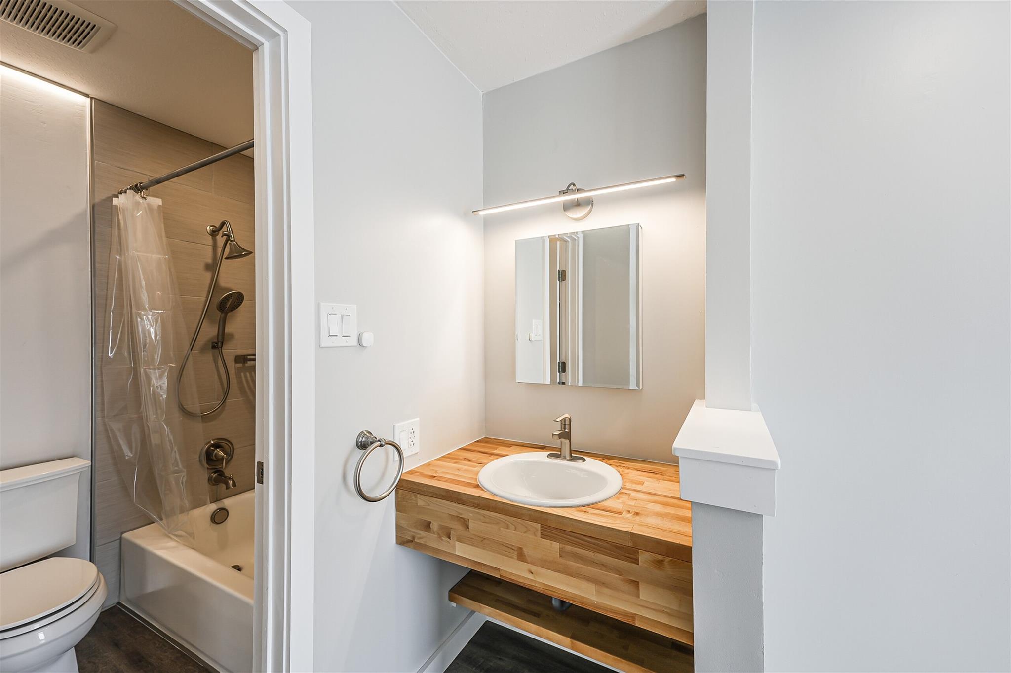 1500 Bay Area Boulevard # 294