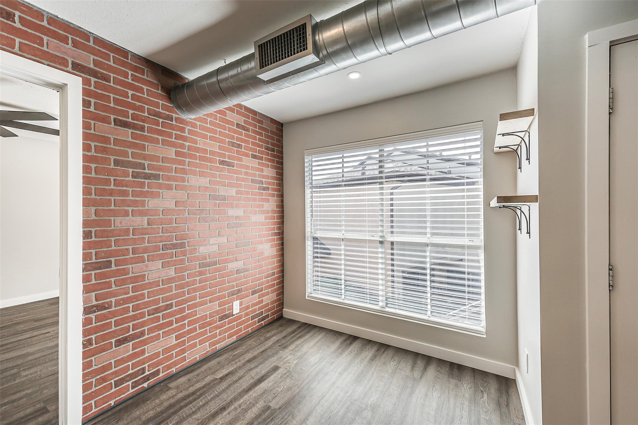 1500 Bay Area Boulevard # 294