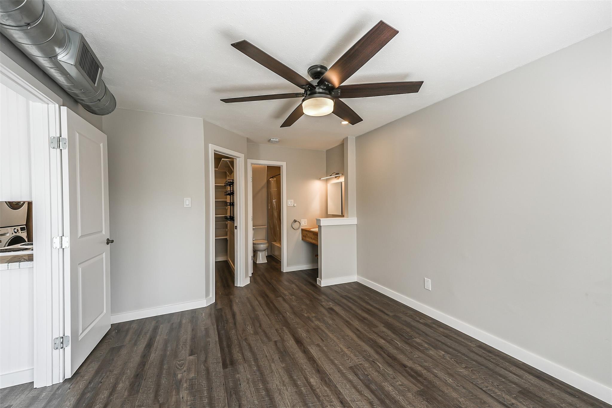 1500 Bay Area Boulevard # 294