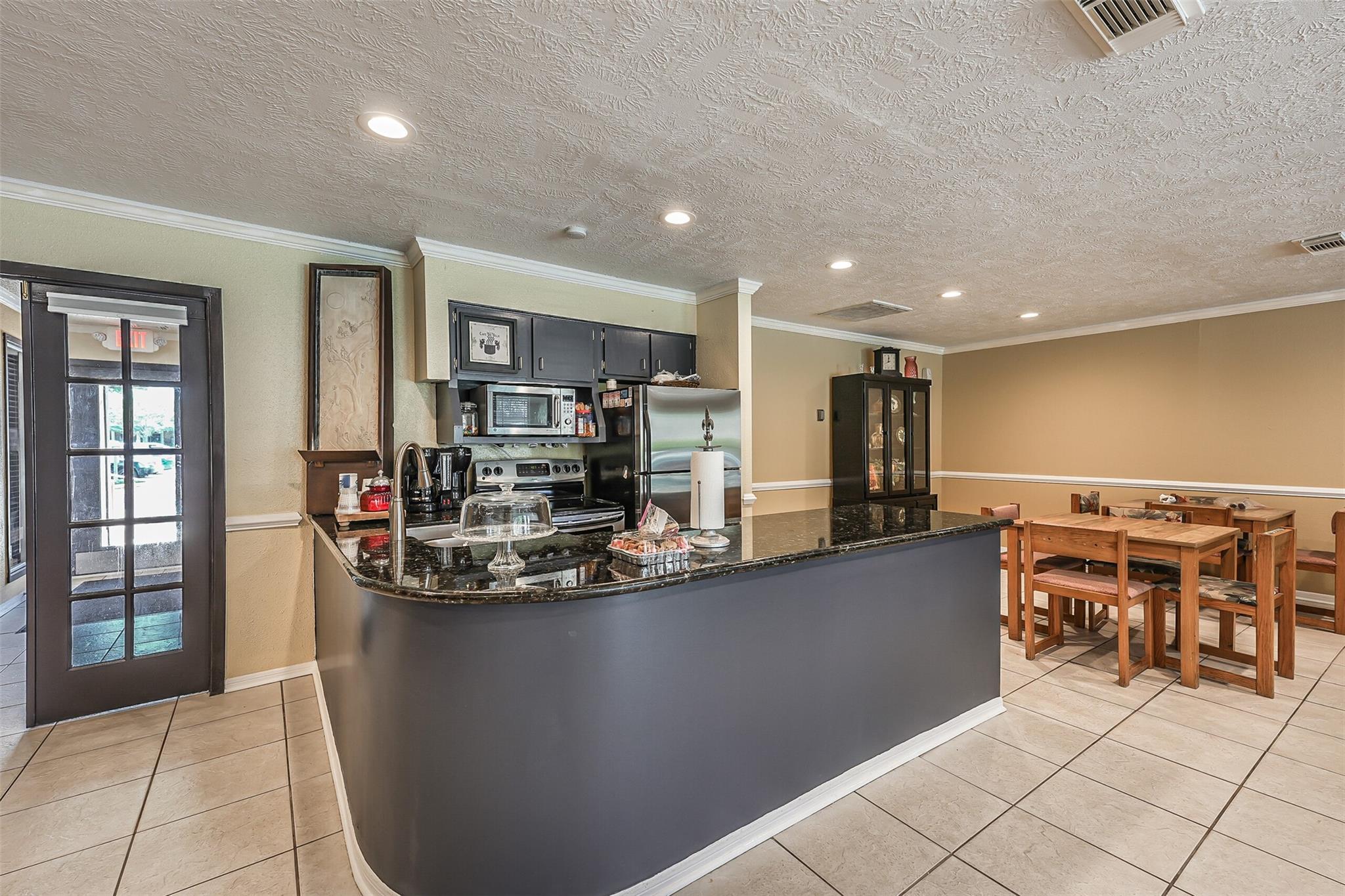 1500 Bay Area Boulevard # 294