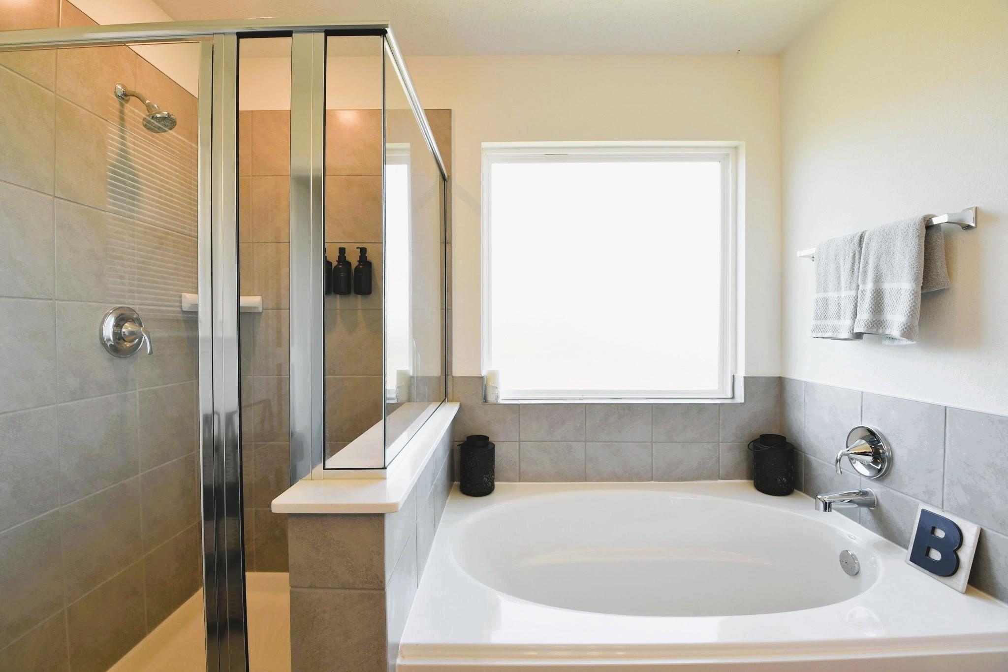 6223 Topaz Pines Trail