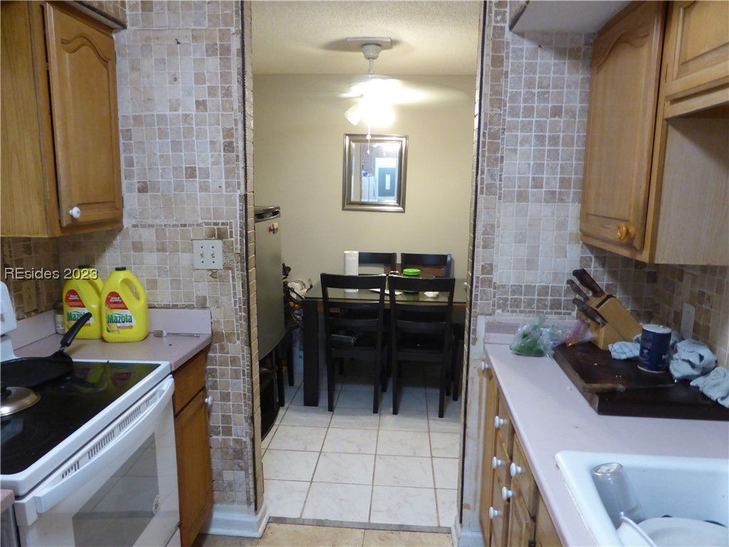 30 Mathews Drive 605