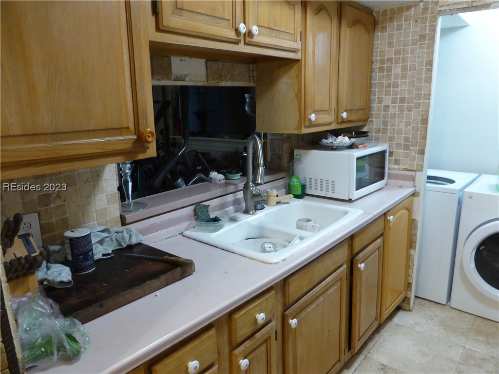 30 Mathews Drive 605