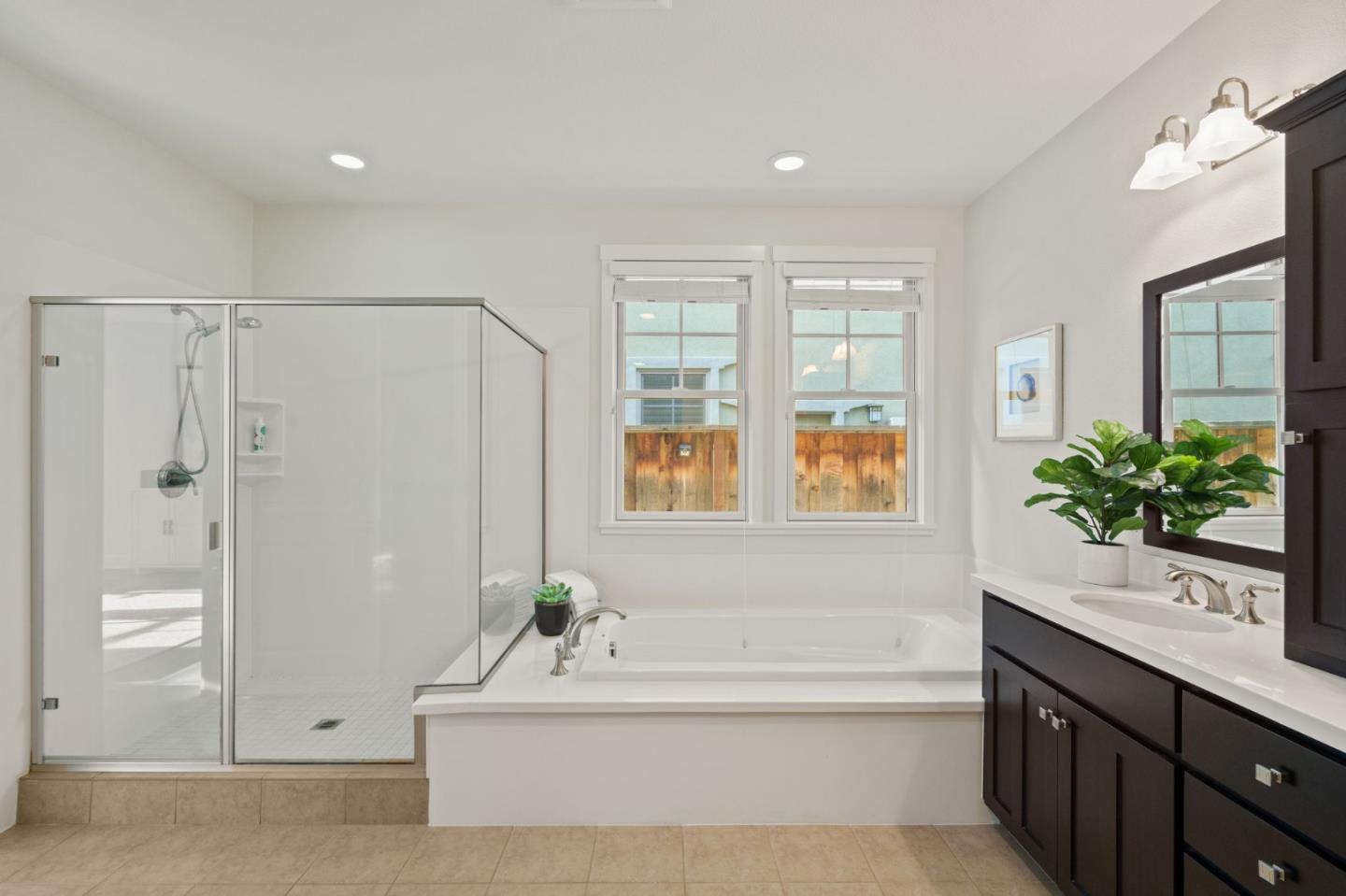 1307 Cordilleras AVE