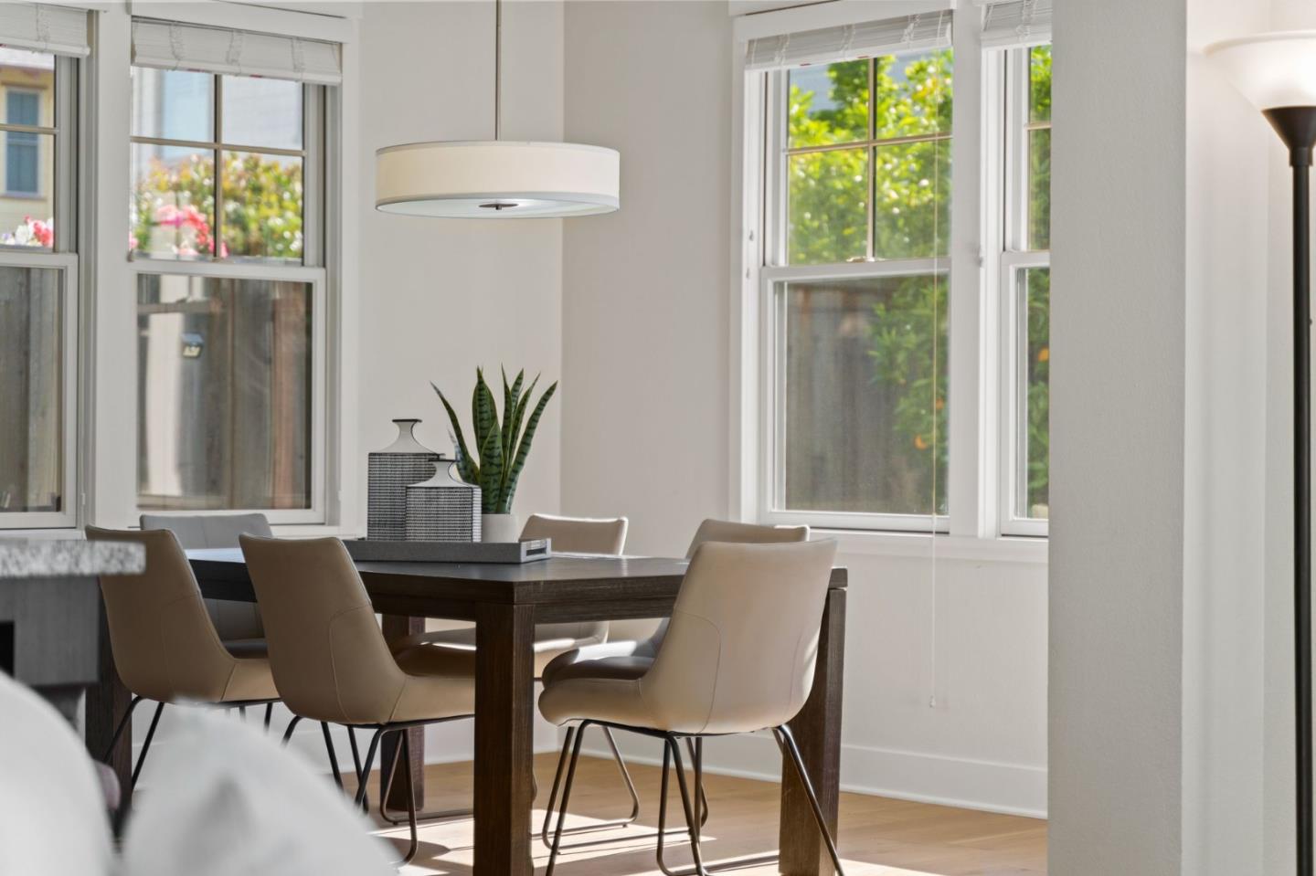 1307 Cordilleras AVE