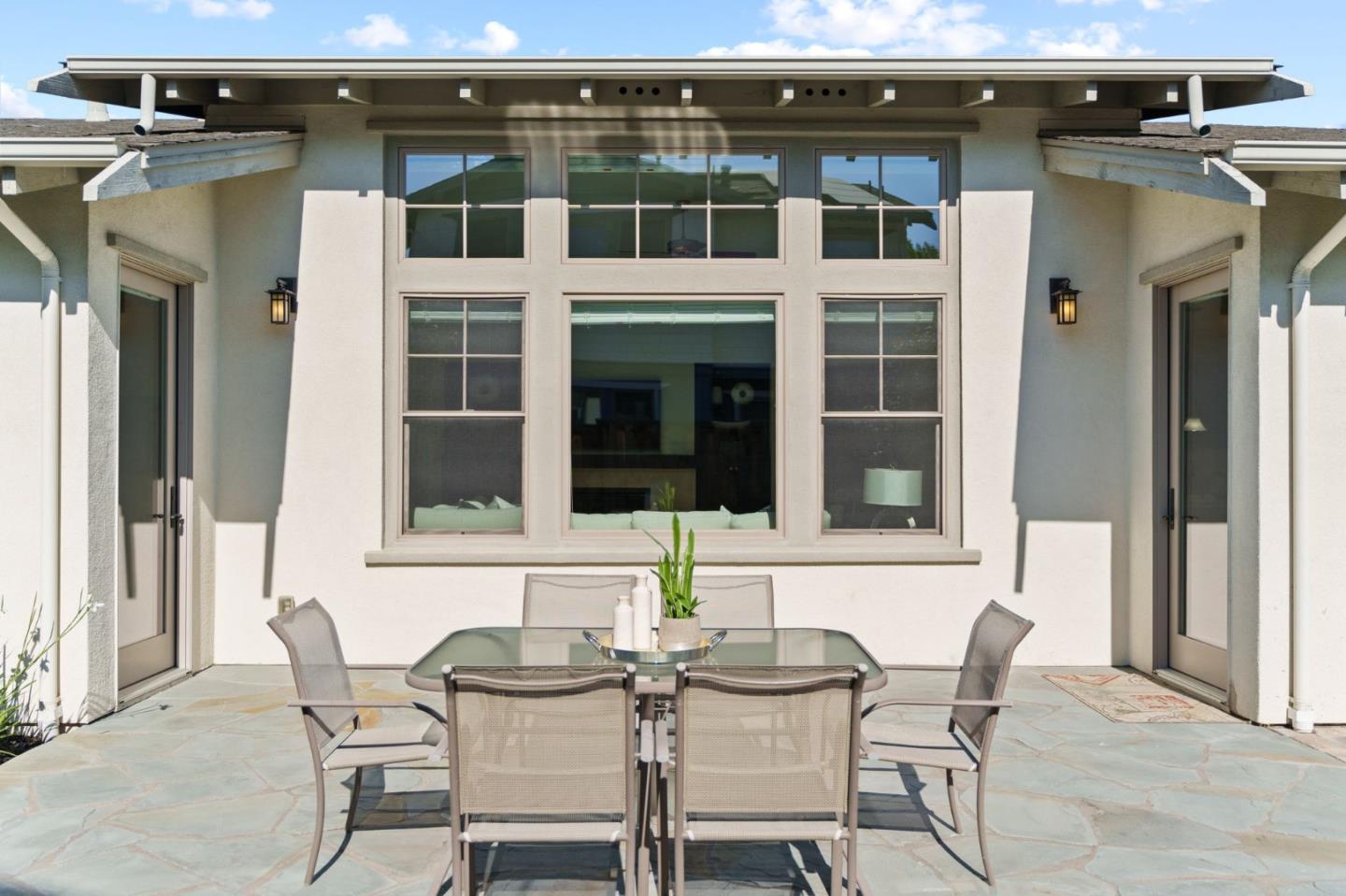 1307 Cordilleras AVE