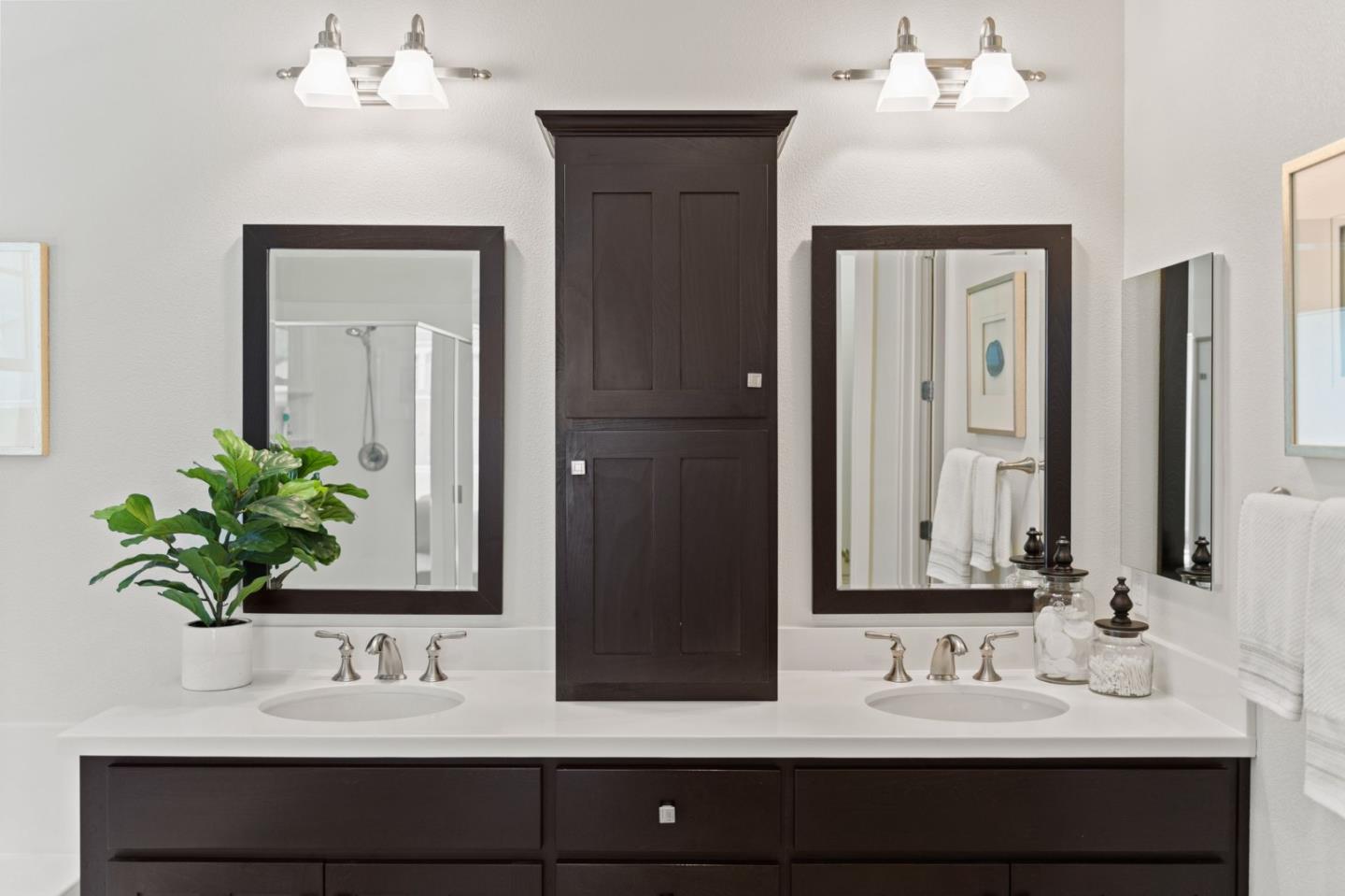 1307 Cordilleras AVE