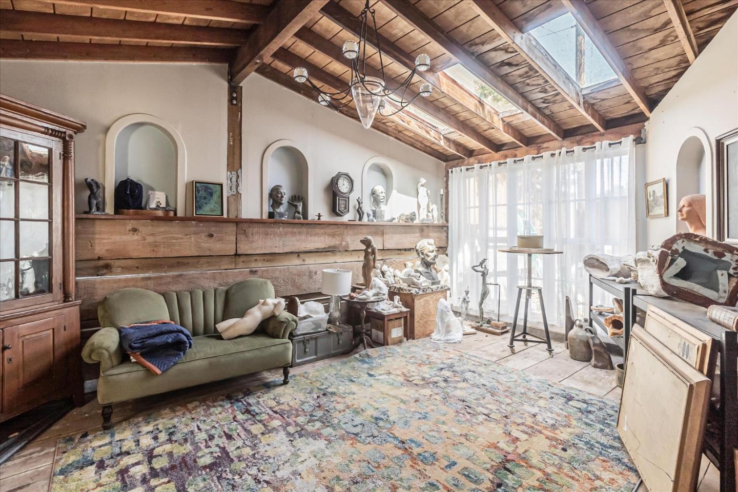 991 Pleasant Hill RD