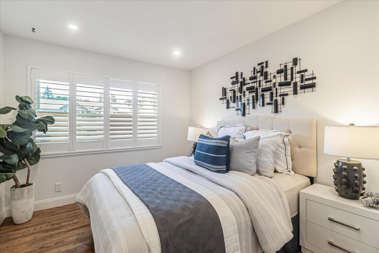 991 Pleasant Hill RD