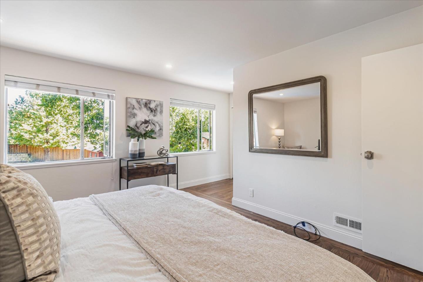 991 Pleasant Hill RD