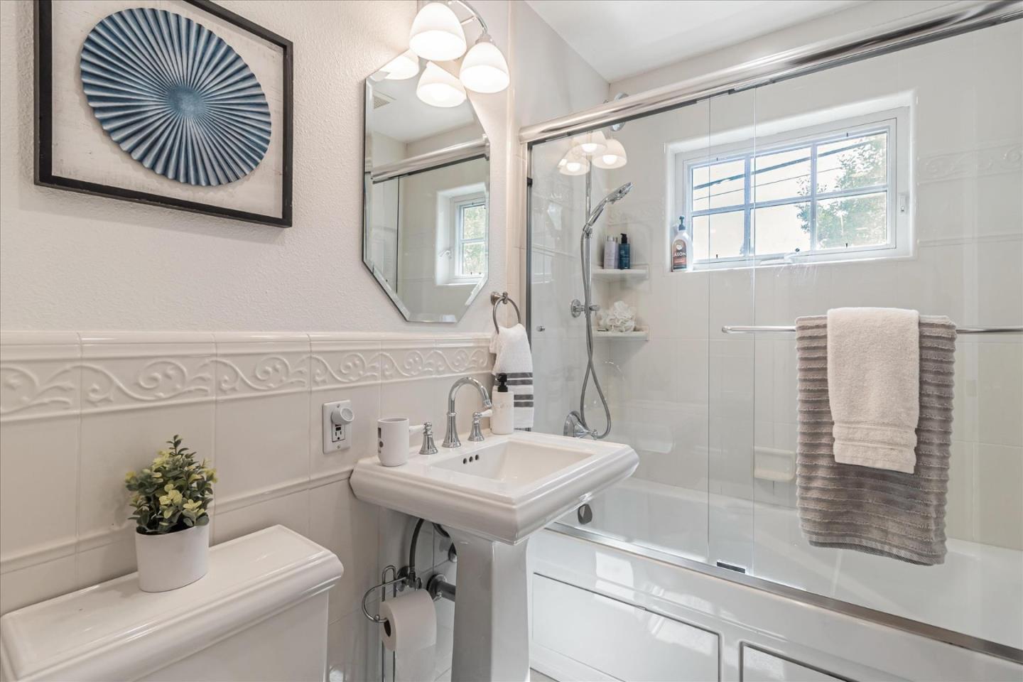 991 Pleasant Hill RD