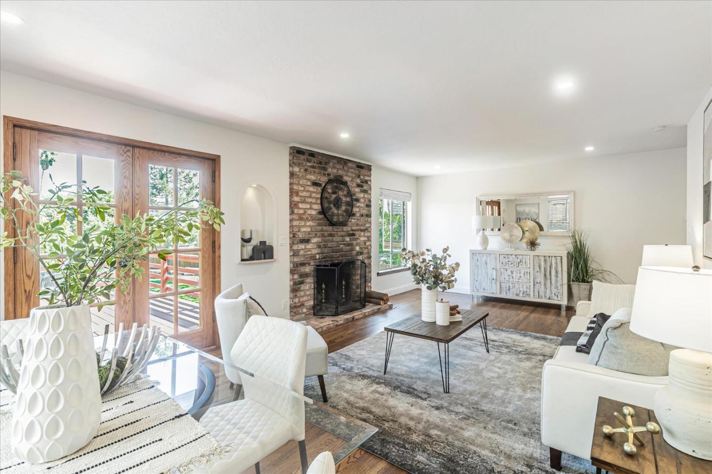 991 Pleasant Hill RD