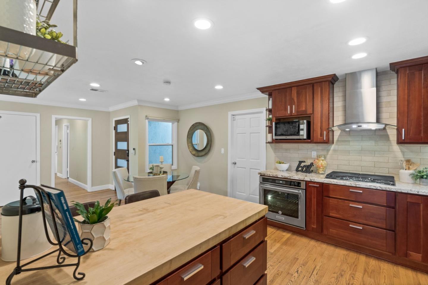 1612 Duvall DR