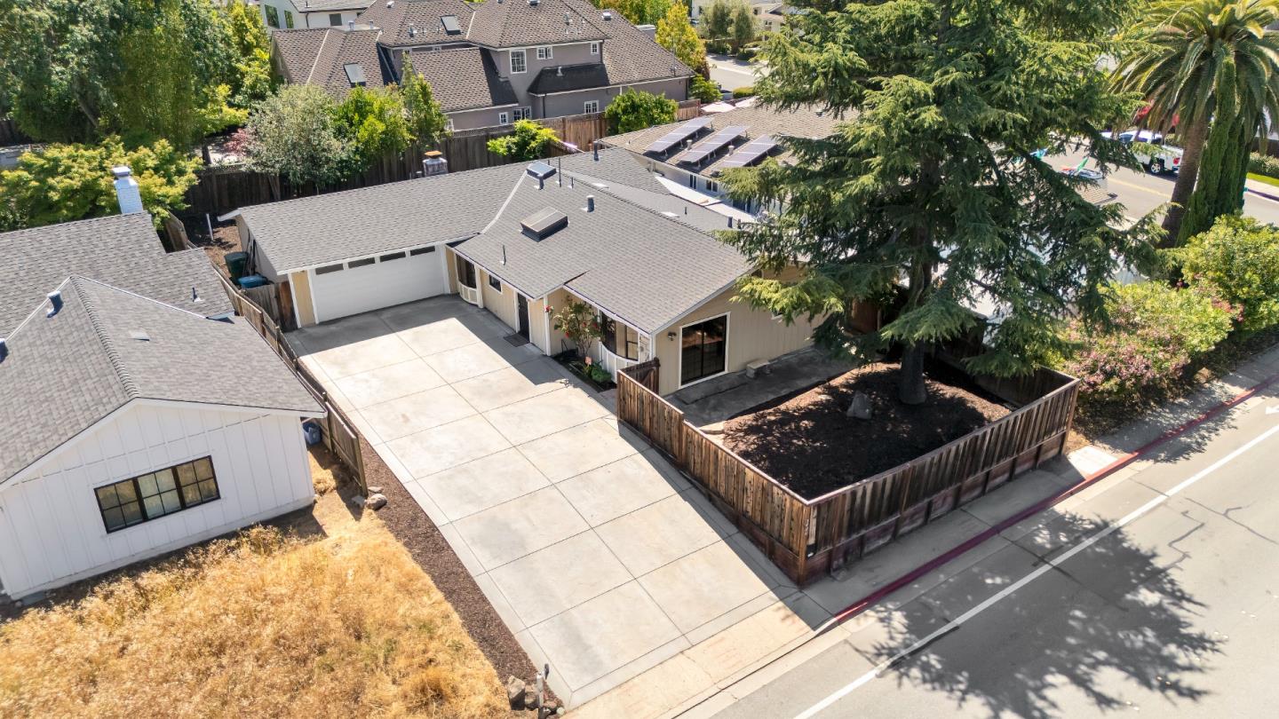 3406 Alameda De Las Pulgas